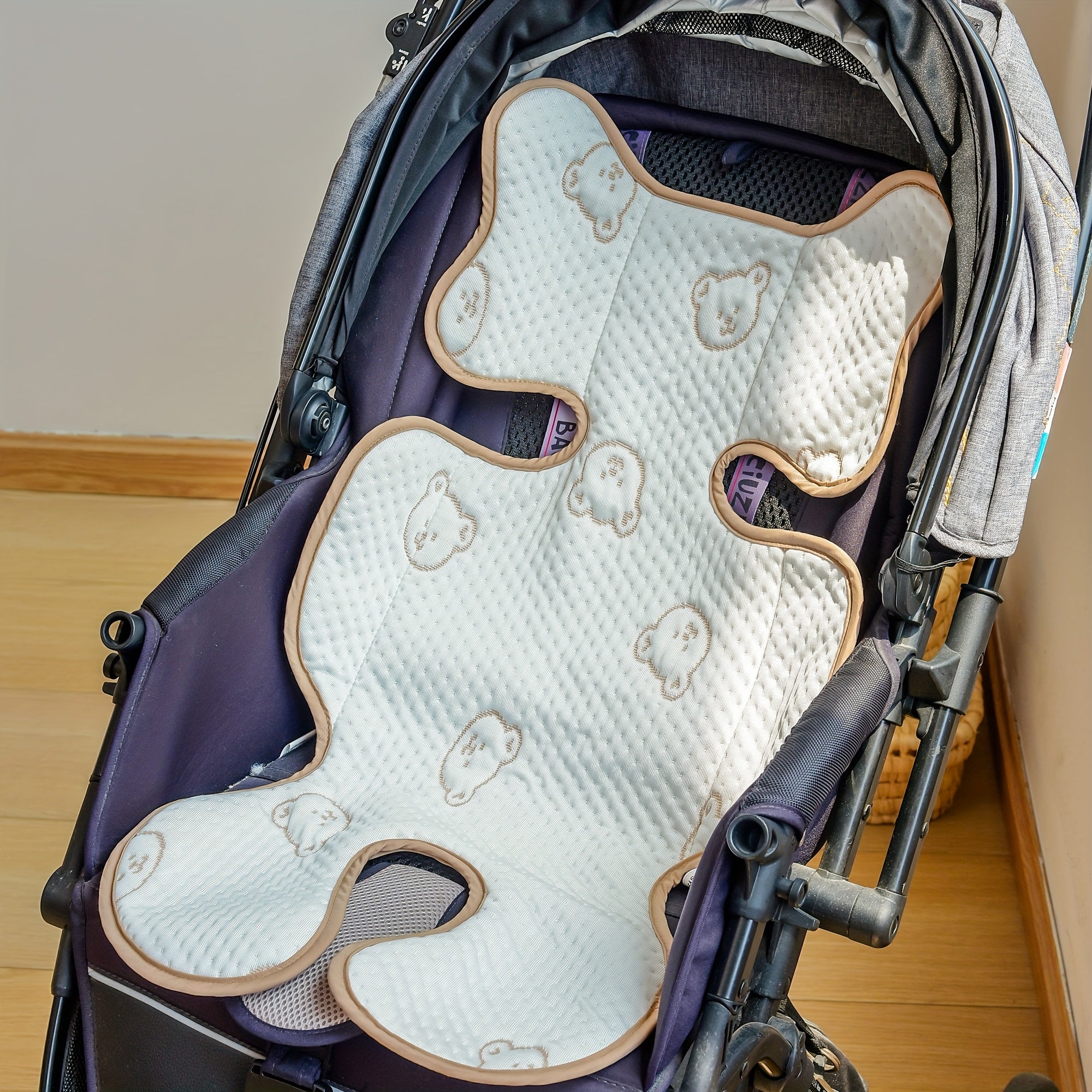 Breathable Printed Bear Stroller Mat for Baby Stroller